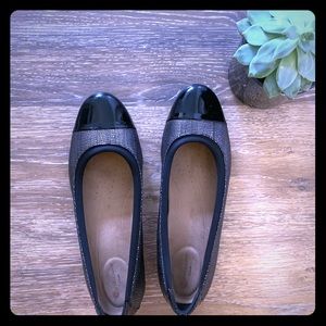 Clarks Black and Silver Cap-toe flats